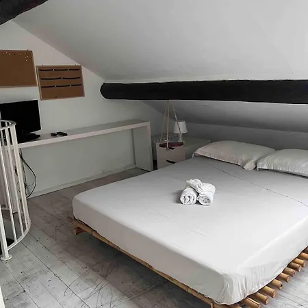 Downtown Loft *